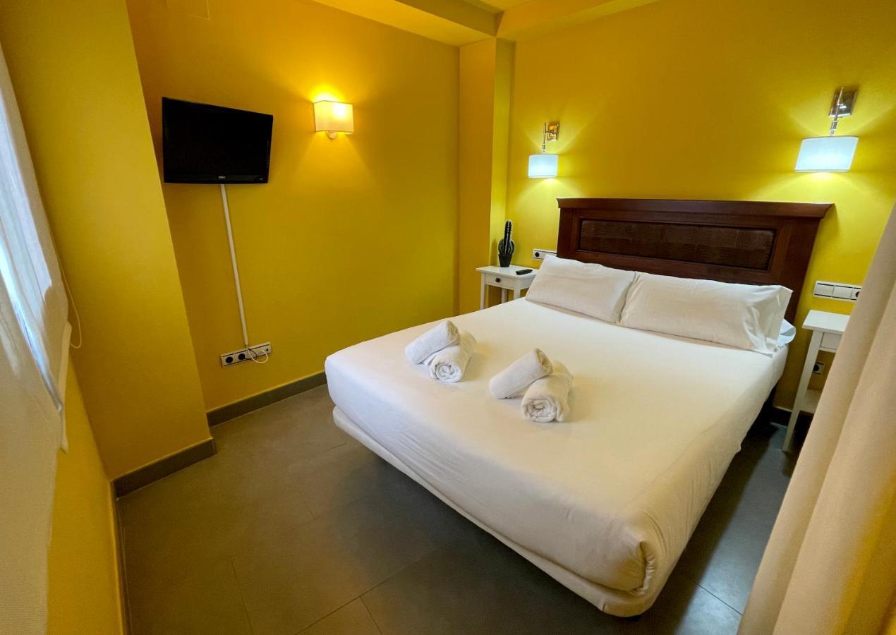 Ritual Sevilla Suites - Malaver 23 (Adults Only) Екстериор снимка