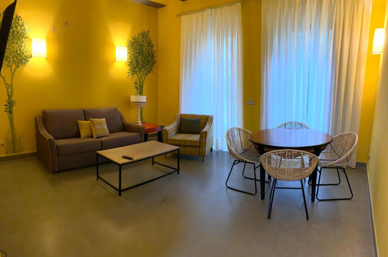 Ritual Sevilla Suites - Malaver 23 (Adults Only) Екстериор снимка