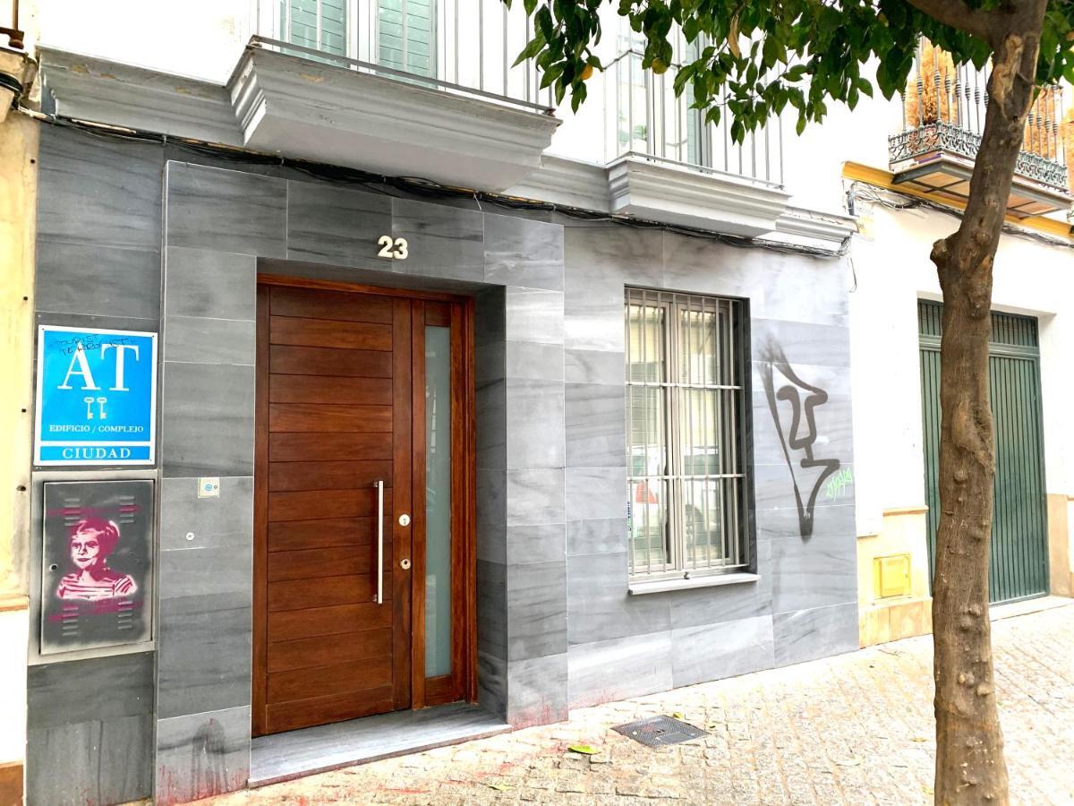 Ritual Sevilla Suites - Malaver 23 (Adults Only) Екстериор снимка